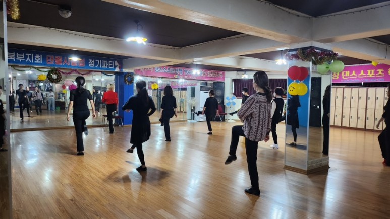 7008_copy_7021_1948697120_m4JNnK1z_6b866d18579ce898ff00f5299b52cffd2f5c3e86.jpg 이미지크게보기