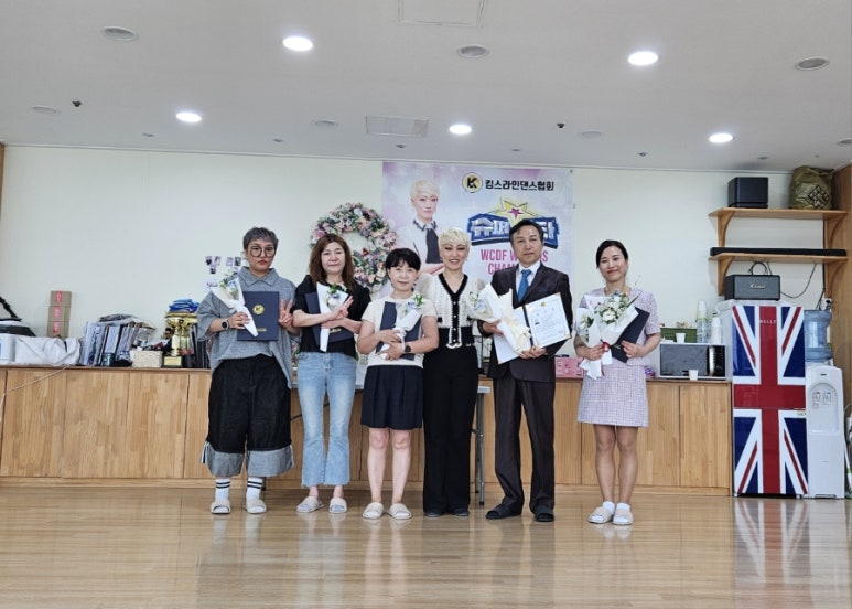 /user/k/kimslinedance/editor/2507/a062ce01e08a2efee20380c67ca6e830_1752019380_7894.jpg 이미지크게보기