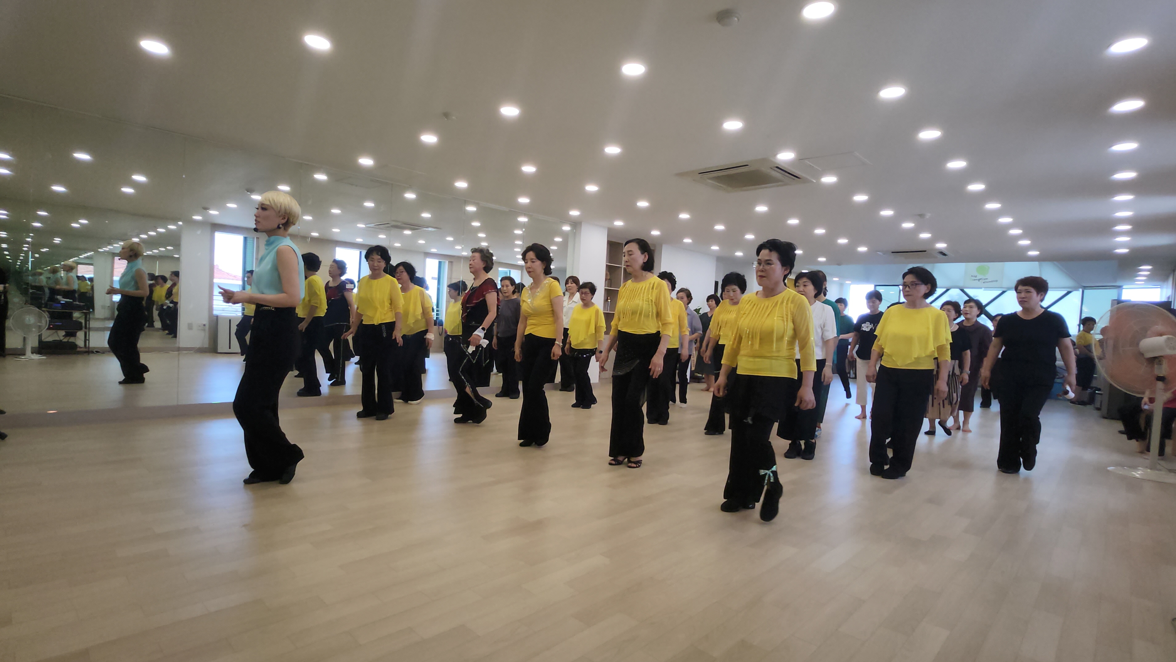 /user/k/kimslinedance/editor/2508/523f261f4905e36ab01969dfdc6bbe3d_1755087225_4104.jpg 이미지크게보기