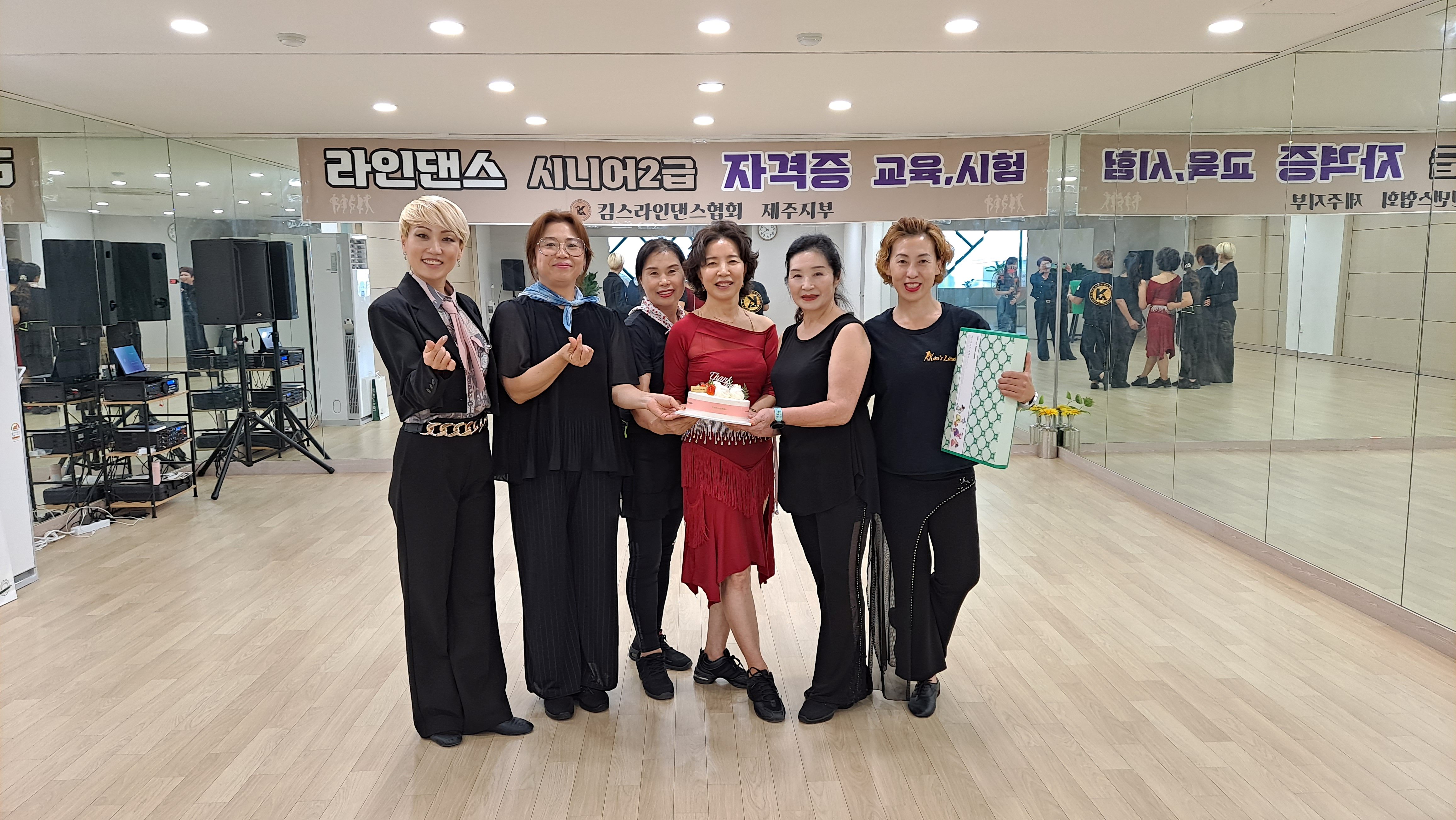 /user/k/kimslinedance/editor/2510/06651a41d943faf673d7c9550d7cfca9_1759572889_2652.jpg 이미지크게보기